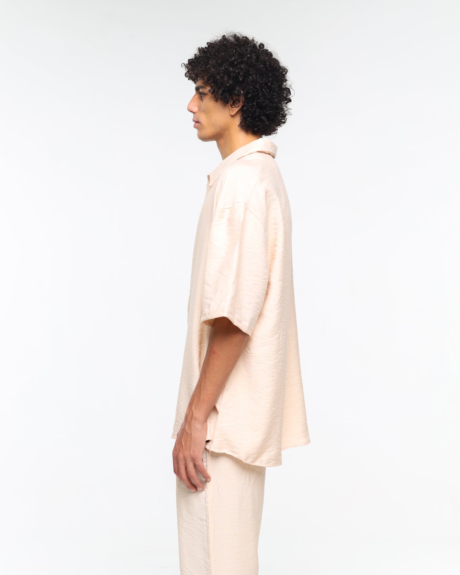 Short sleeve beige linen shirt