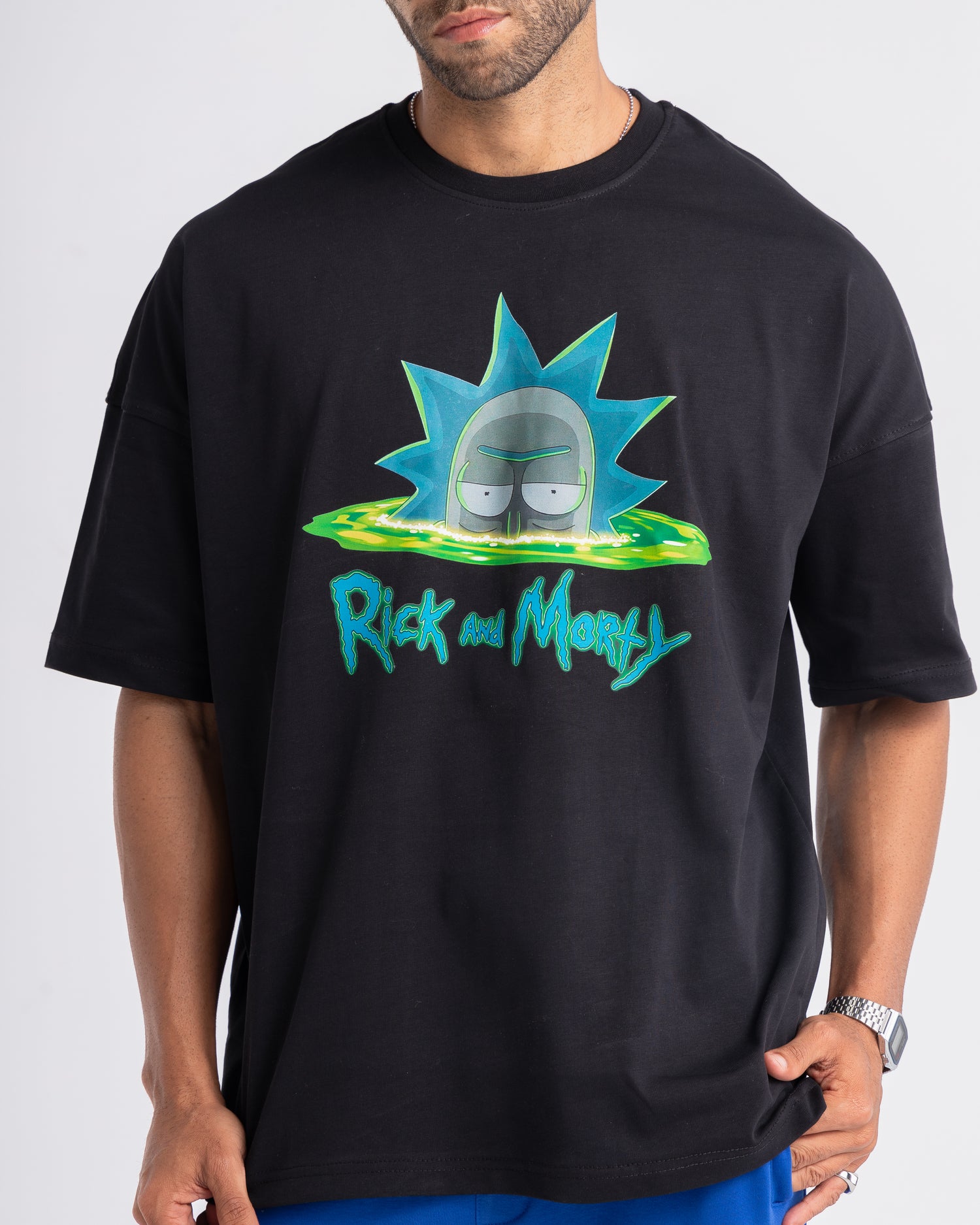 Oversized Black Rick & Morty Printed .