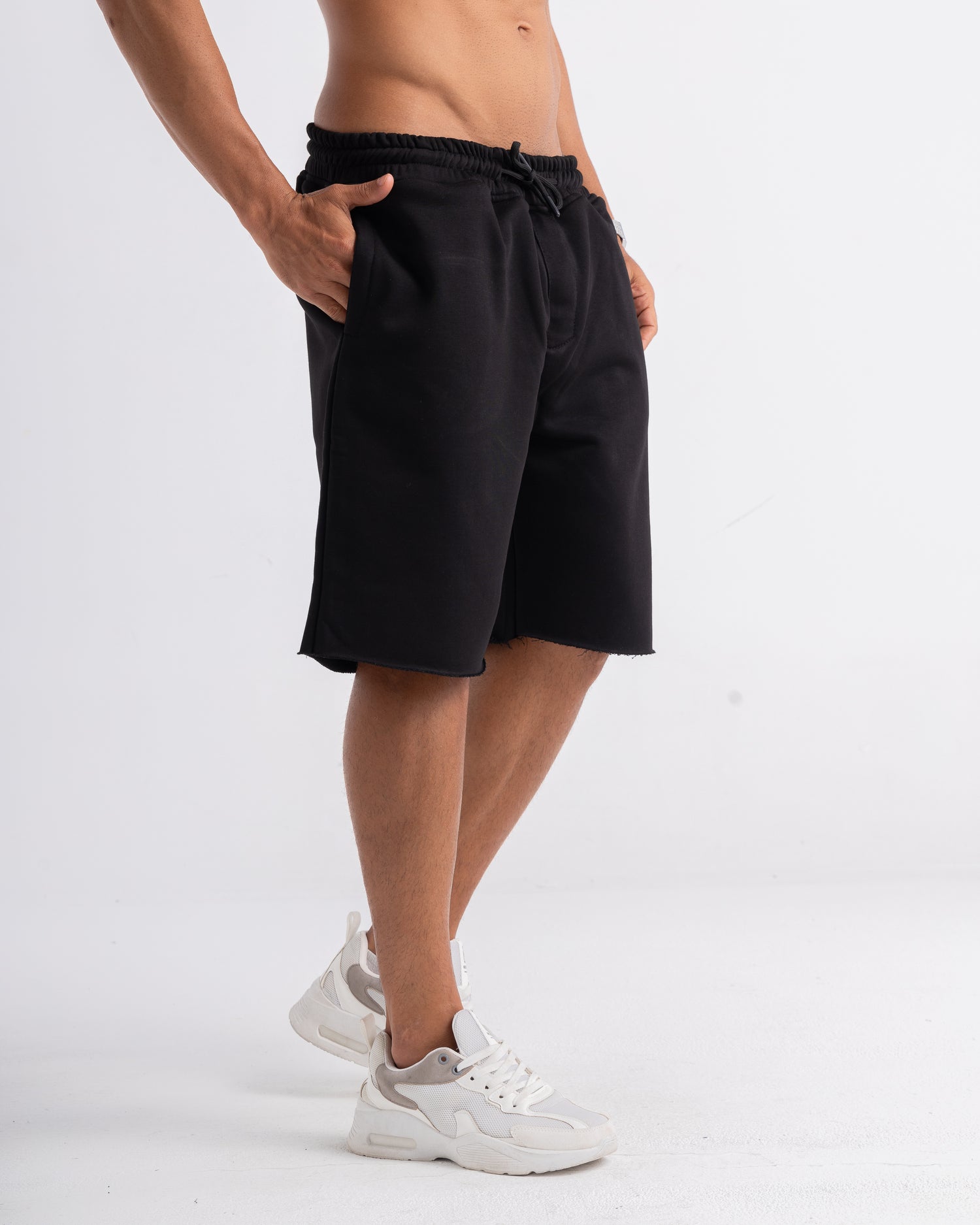 Black basic short
