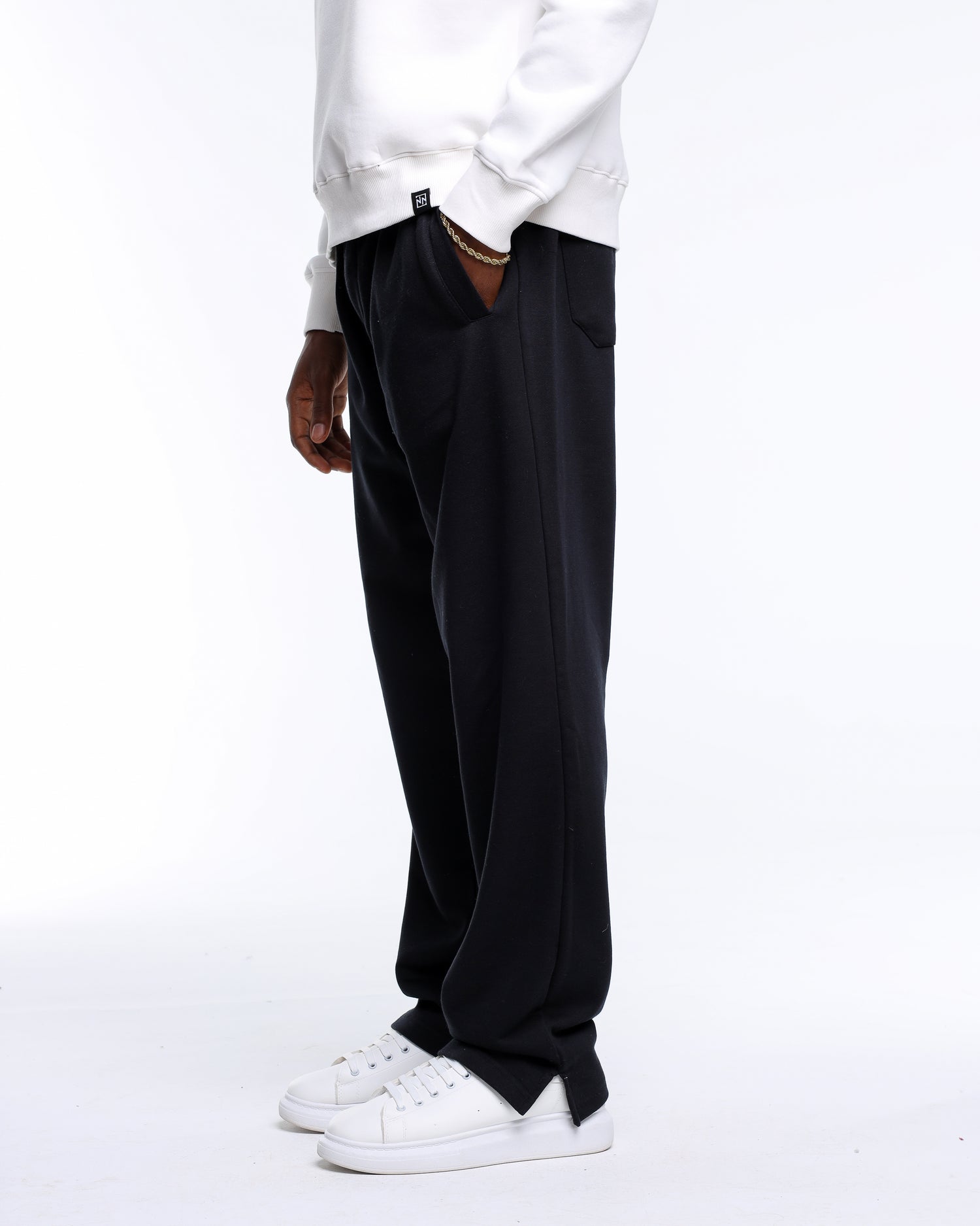 Baggy Fit Black Pants with Vent