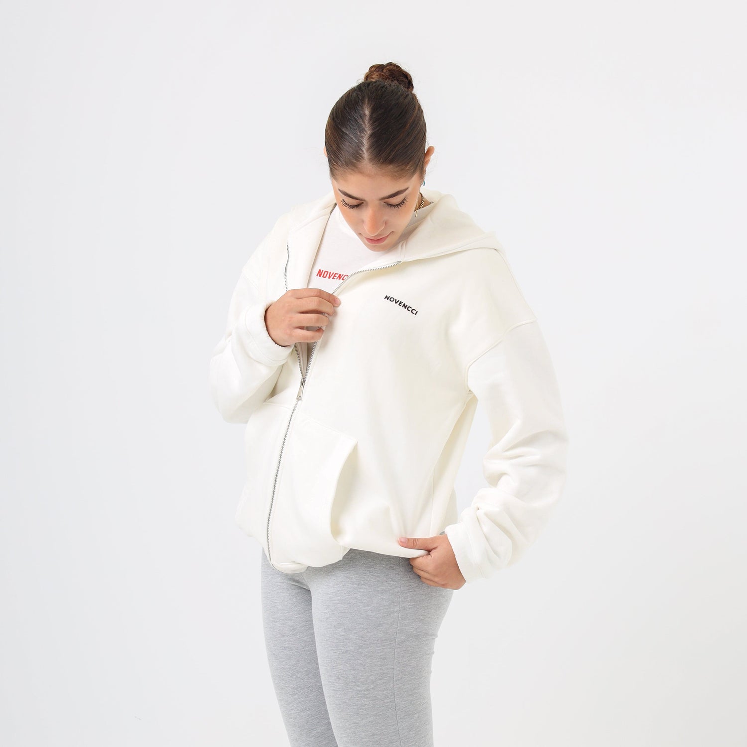 Basic white sweatshirt