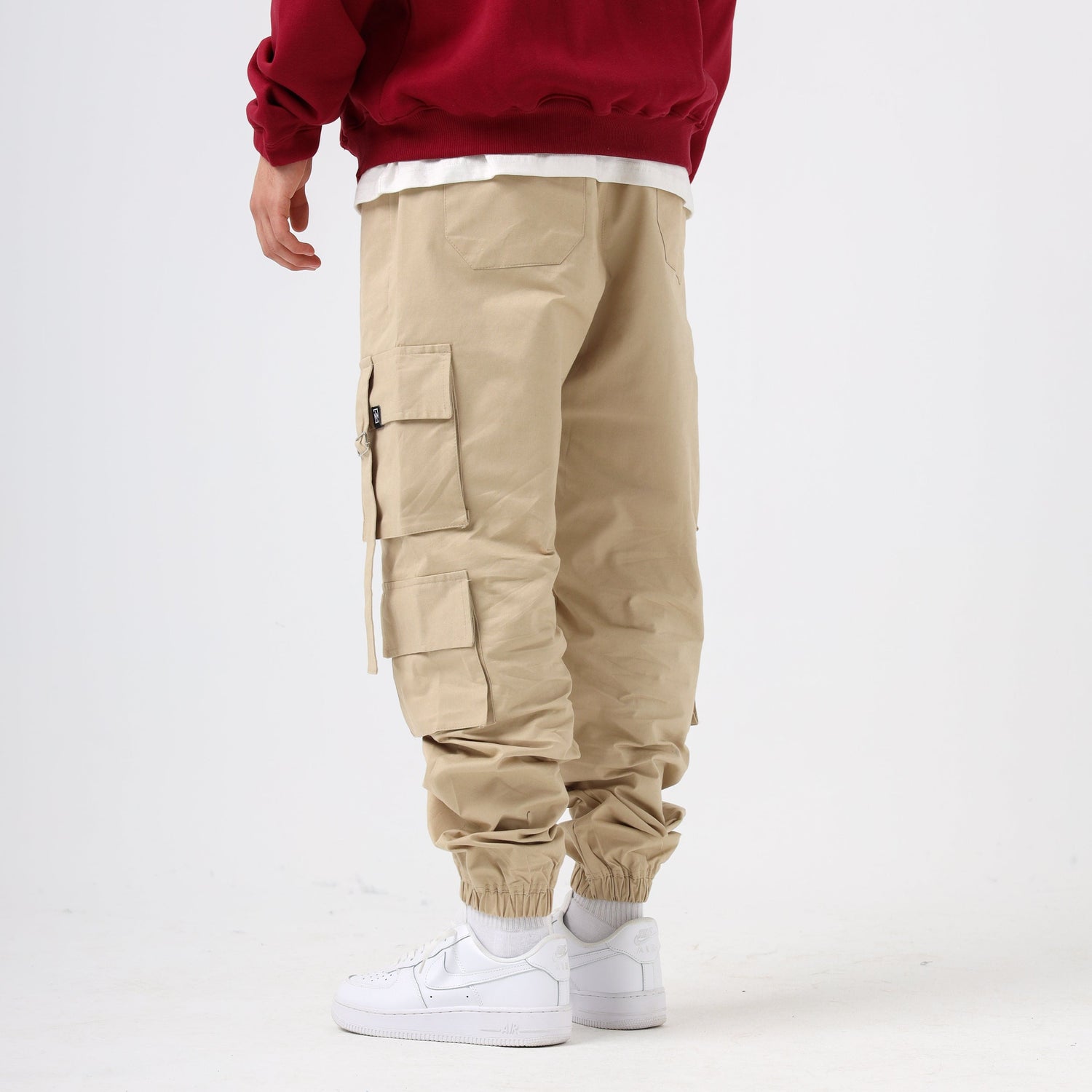 Double pocket beige jogger