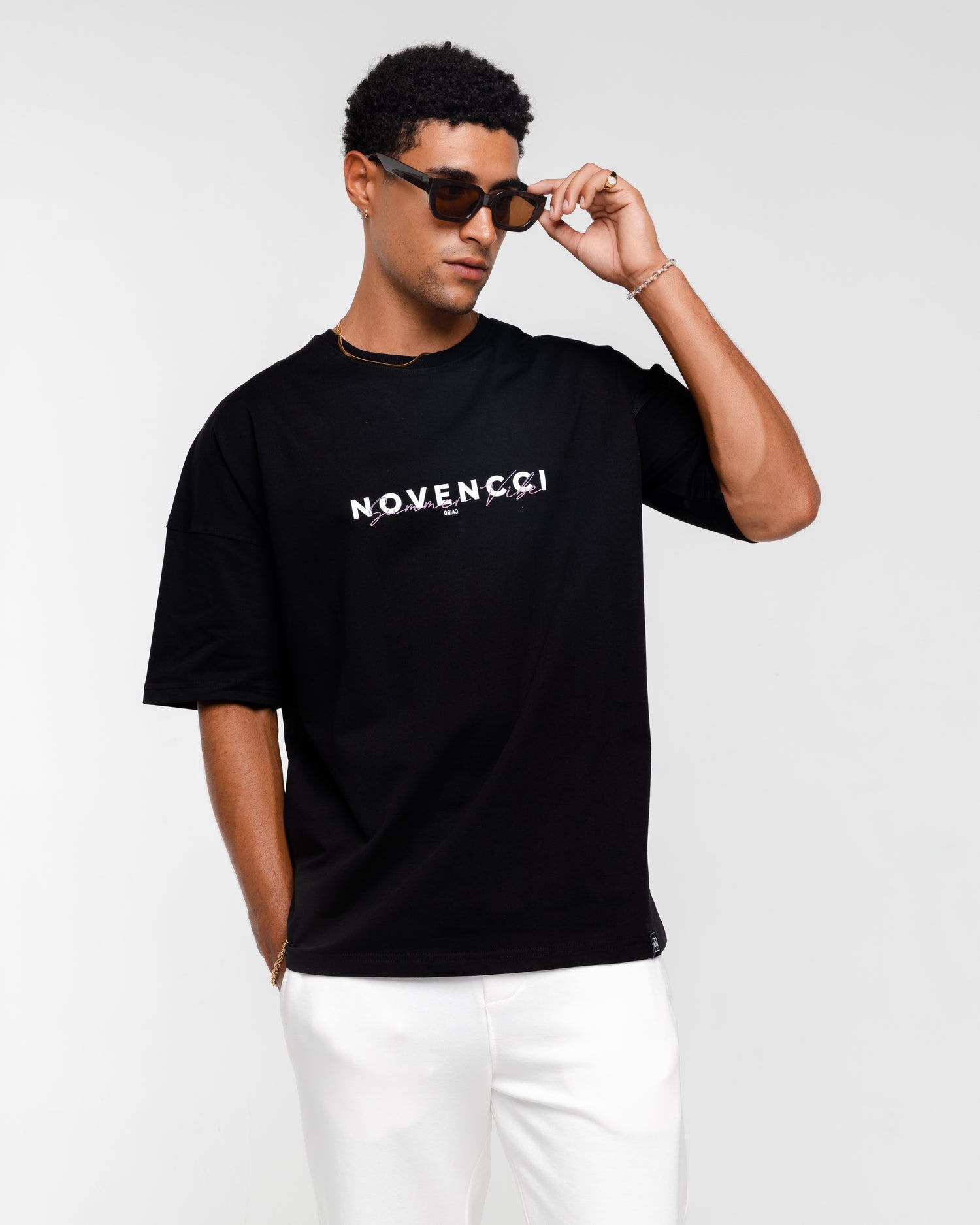 Summer vibes black t-shirts