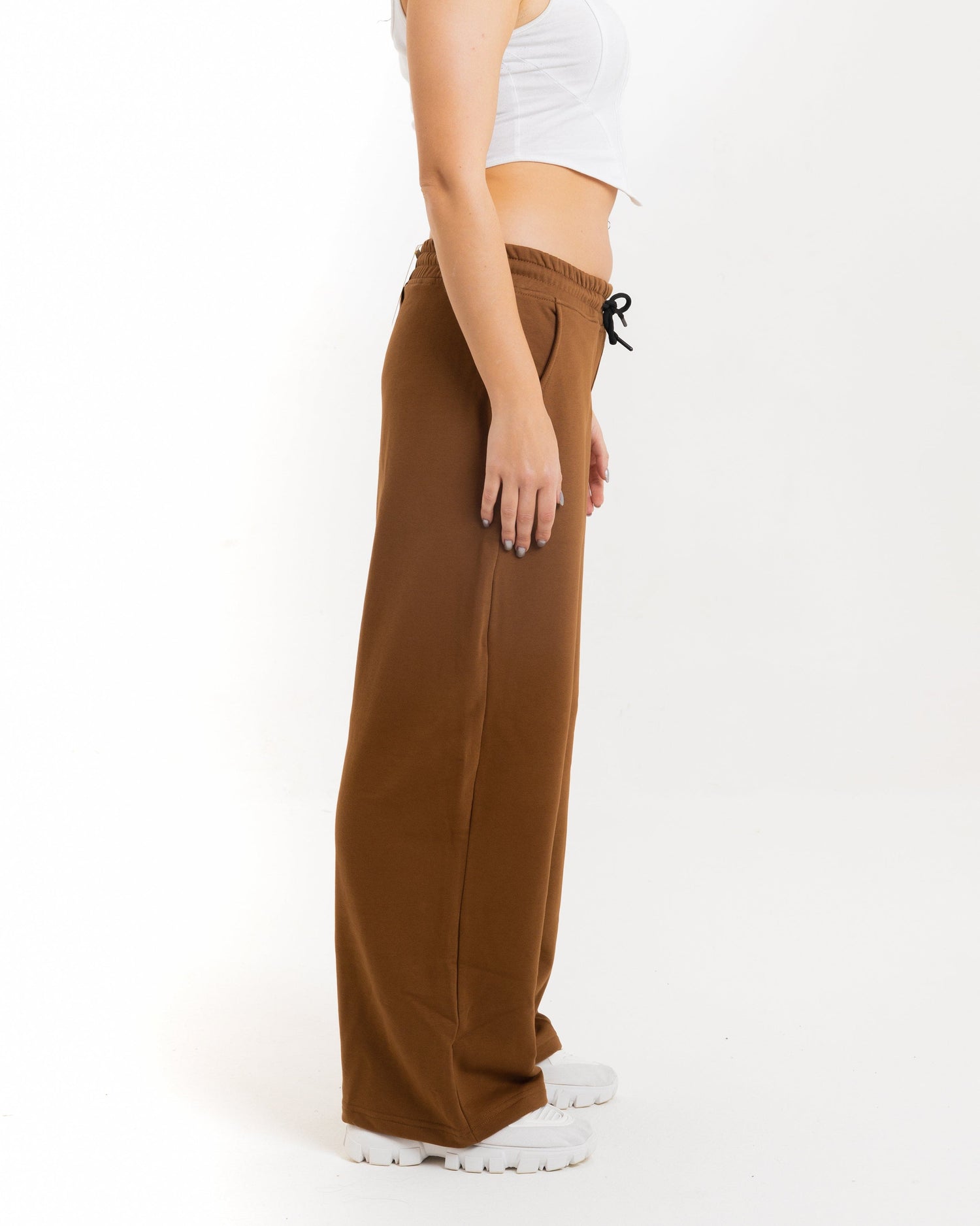Wide-leg basic brown pants